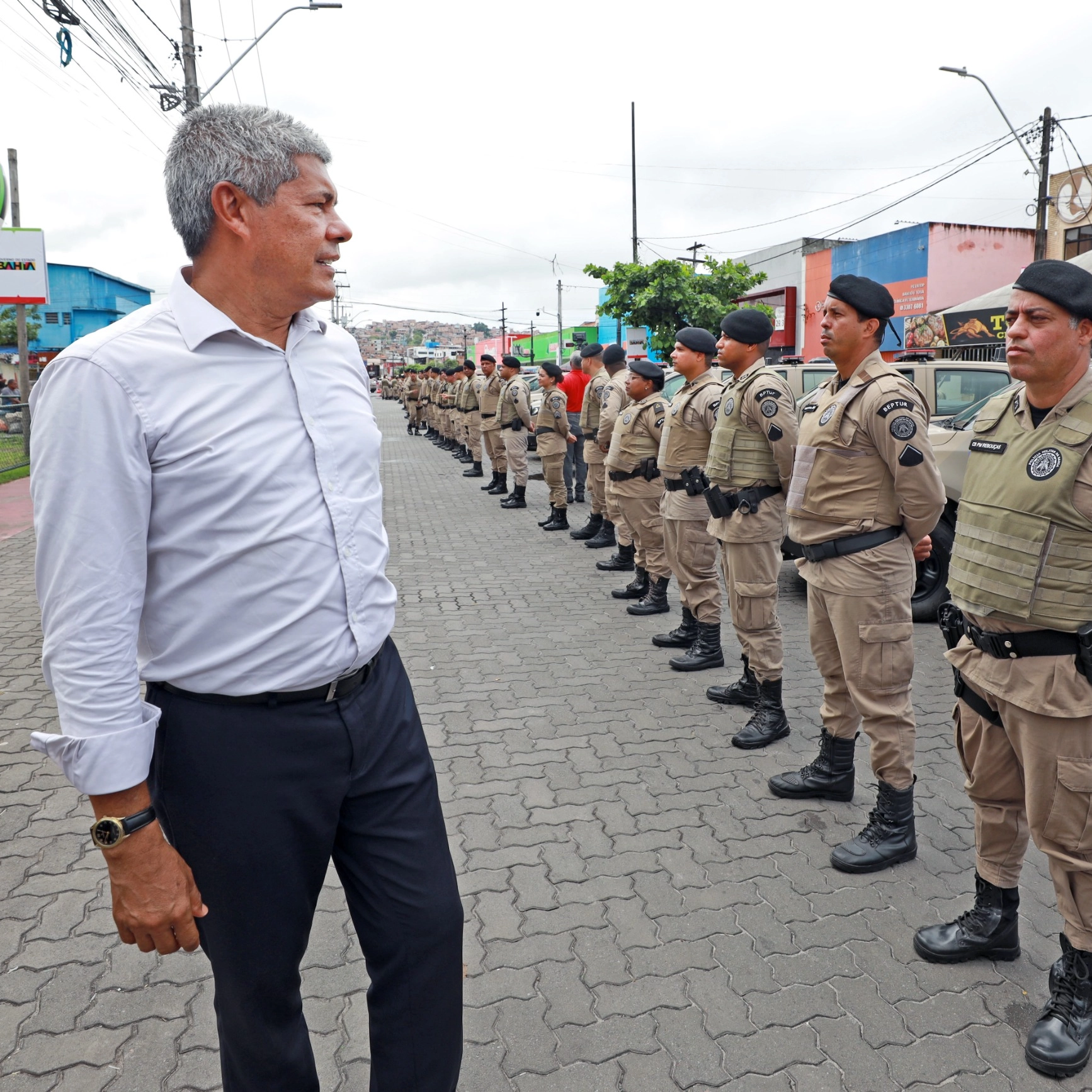 Jerônimo Rodrigues reforça compromisso com prisão de suspeitos durante operações de segurança