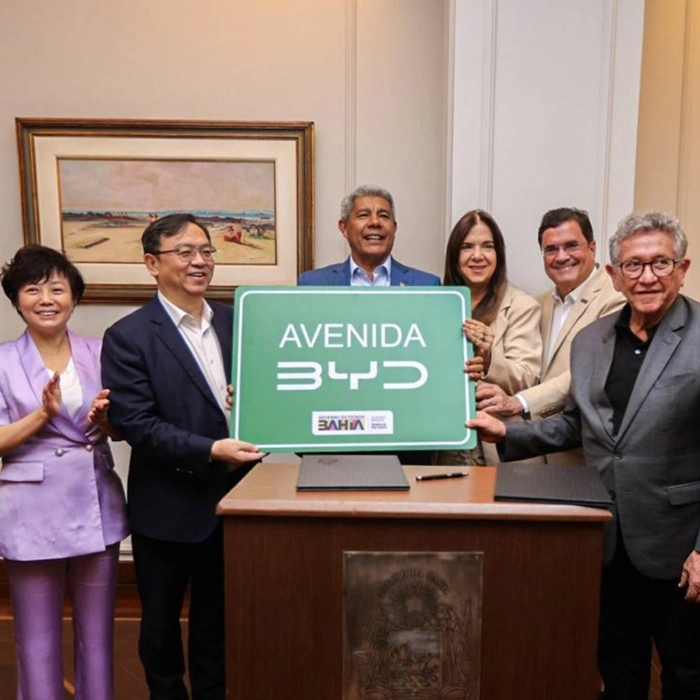 Governo muda nome de Avenida Henry Ford para BYD, em Camaçari