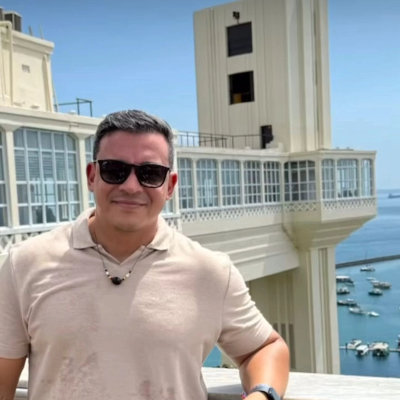 'Foi a pior experiência de viagem que tive na vida', diz influenciador sobre Salvador