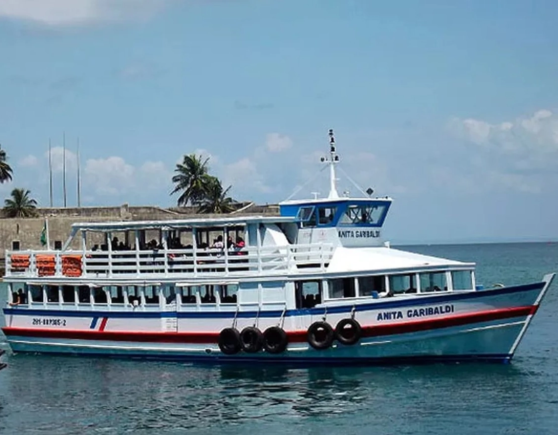 Travessia Salvador-Mar Grande é liberada após suspensão por mau tempo
