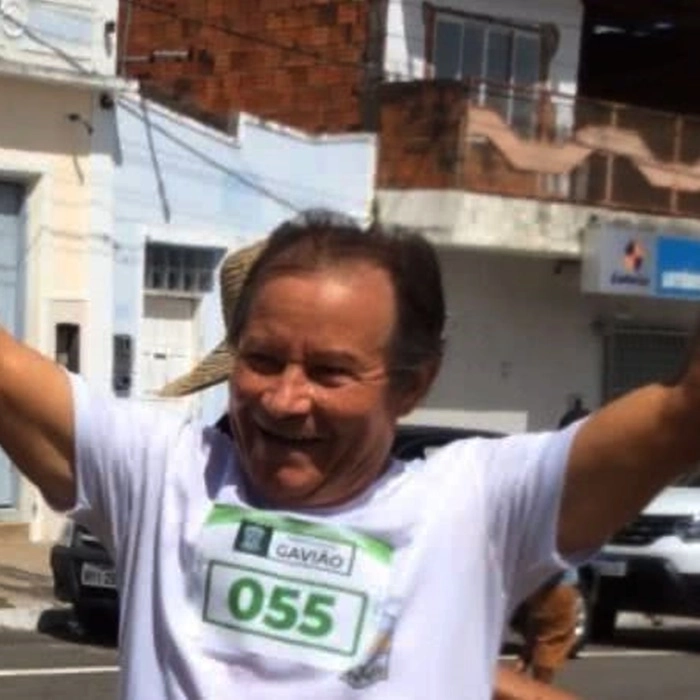 'Excesso verbal': gestão se manifesta após prefeito baiano defender abate de cachorros; veja na íntegra