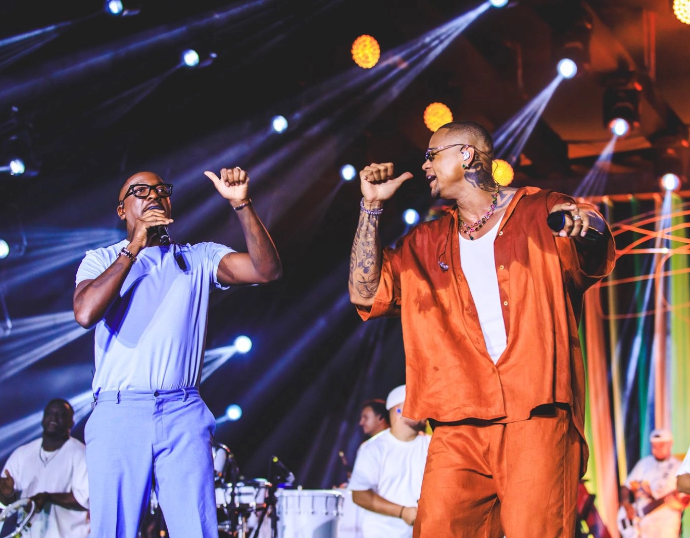 Léo Santana lança 'PaGGodin 2' com participações de Péricles, Alexandre Pires, Mumuzinho e outros nomes do pagode