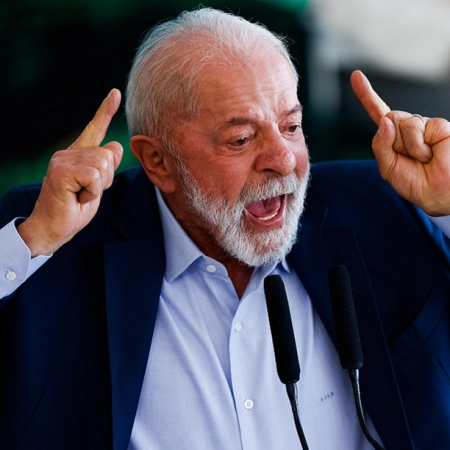 Aprovação de Lula chega ao maior índice do ano, mas segue com saldo negativo, aponta pesquisa
