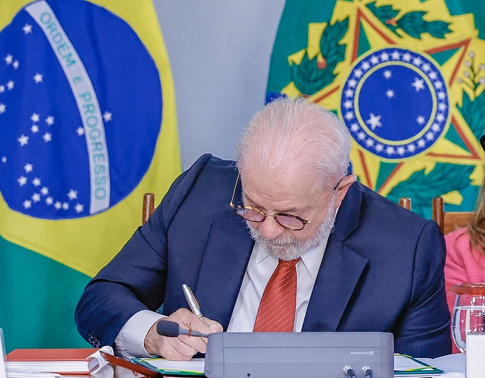 Lula deve assinar decreto que regulamenta Lei de Reciprocidade ainda nesta segunda-feira