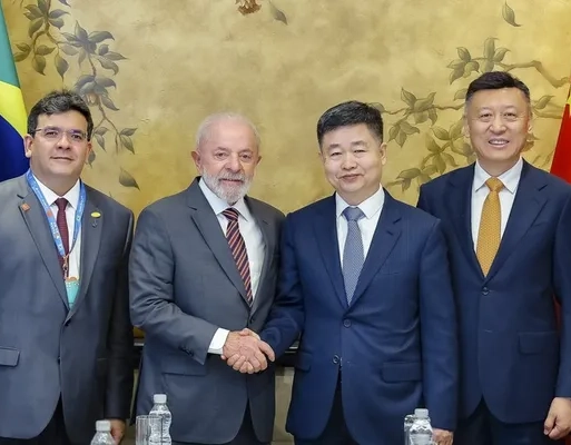 Lula anuncia investimentos de US$ 1 bilhão em energia sustentável