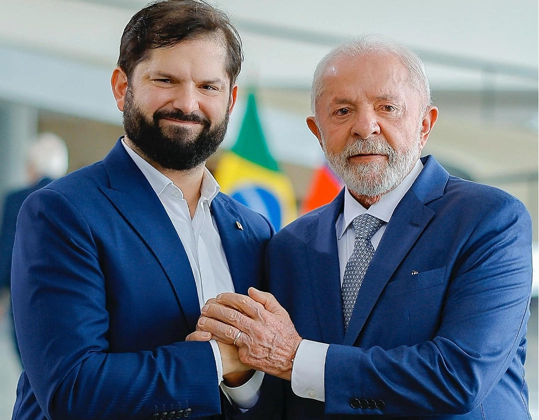 Lula recebe Gabriel Boric e defende integração sul-americana