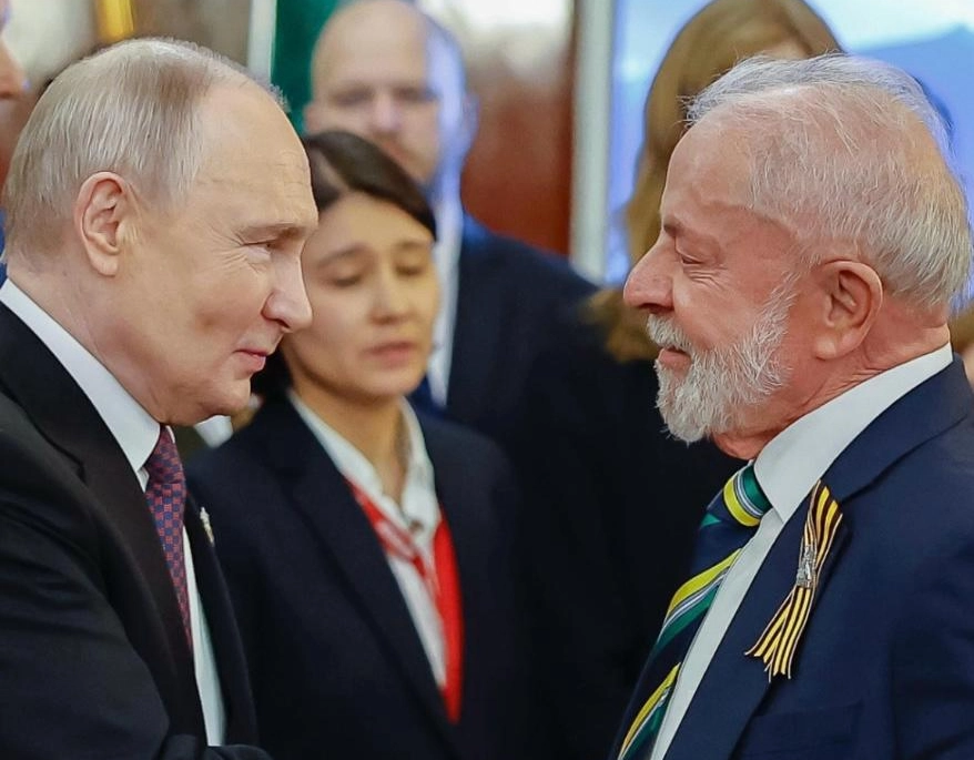 Lula e Janja encontram com Putin e participam de evento militar na Rússia