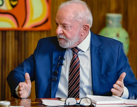 Lula fala em avaliar veto ao projeto que pode reduzir pena de Bolsonaro