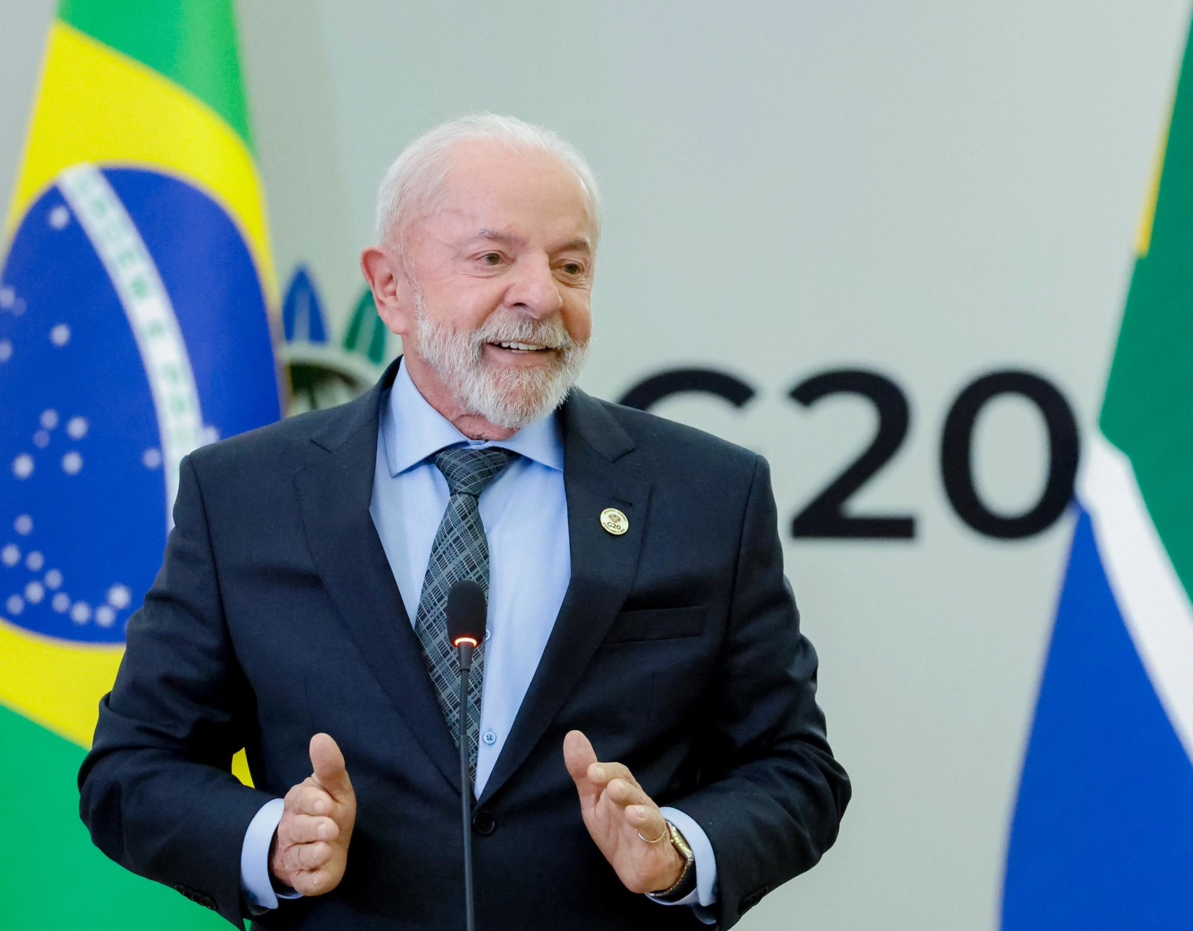 Lula diz que prisão de Bolsonaro é assunto da Justiça e não afetará relação com Trump