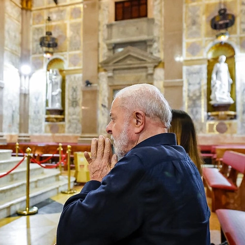 Lula agradece 'proteção divina' após pane em avião da FAB em Belém