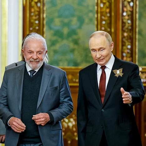 Lula e Putin conversam sobre guerra na Ucrânia