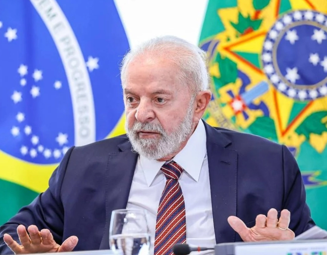 Com crise de labirintite, Lula faz exames em hospital em Brasília