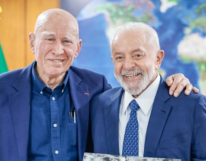 Lula homenageia Sebastião Salgado: 'Um dos maiores fotógrafos que o mundo já produziu'