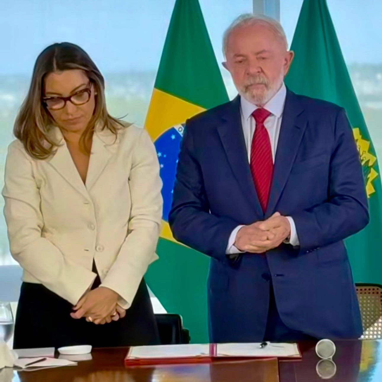 'Uma mulher importante que se foi': Lula presta homenagem a Preta Gil no Planalto