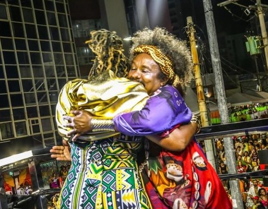 Margareth Menezes, Chico César e Gilberto Gil cantam juntos no Carnaval de Salvador