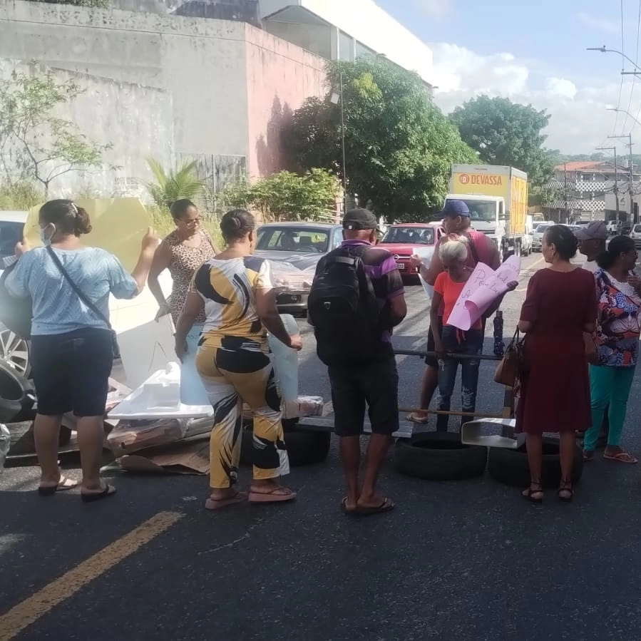 Protesto em Marechal Rondon deixa trânsito travado na região