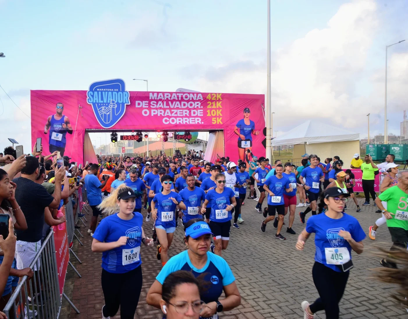 Maratona Salvador altera trânsito em pontos da orla e do Dique neste domingo