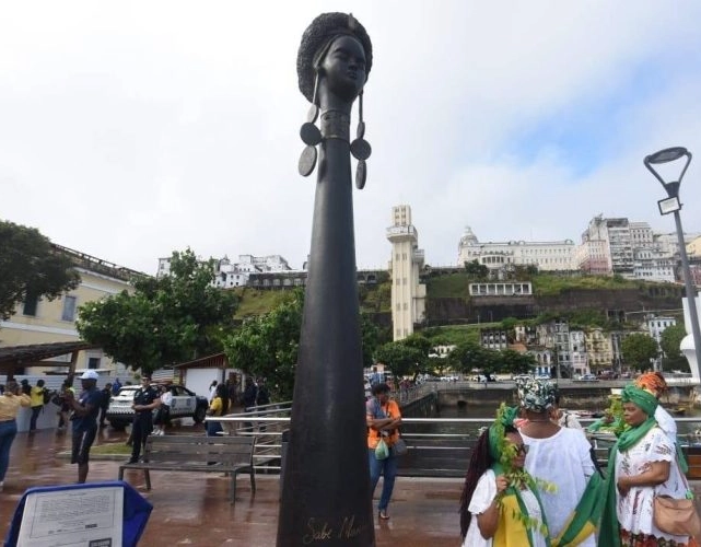 Praça Cairu, no Comércio, passa a se chamar Praça Maria Felipa