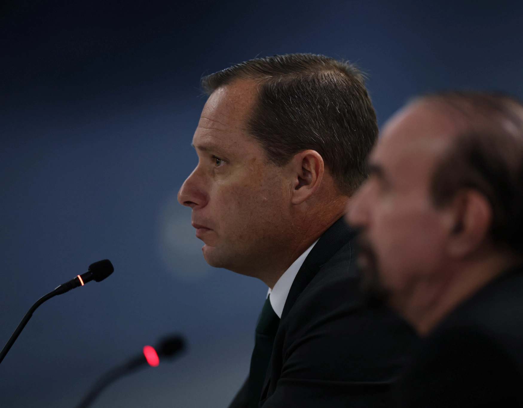 Mauro Cid reafirma que Bolsonaro leu minuta golpista durante reunião