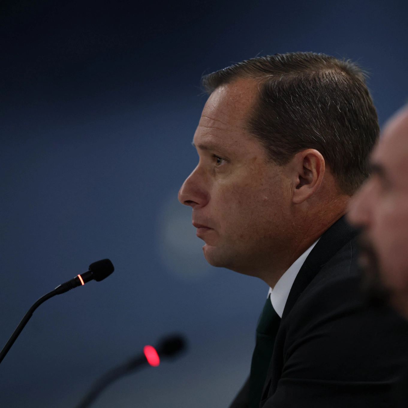 Mauro Cid reafirma que Bolsonaro leu minuta golpista durante reunião