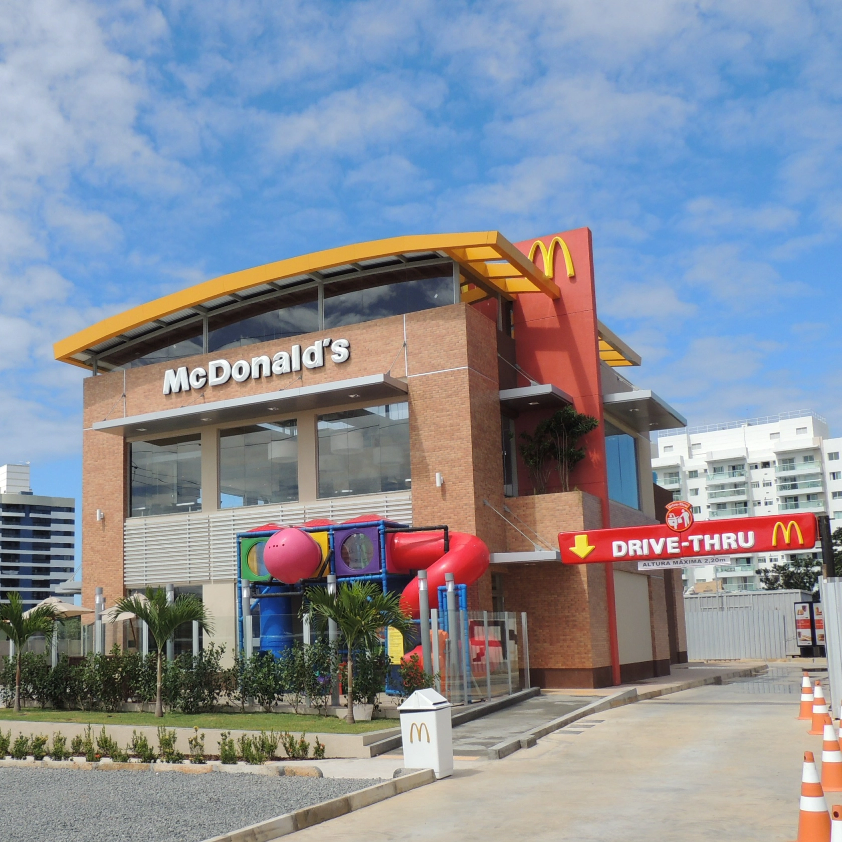 Black Friday: McDonald's terá cheeseburger de graça e Big Mac por R$ 0,90