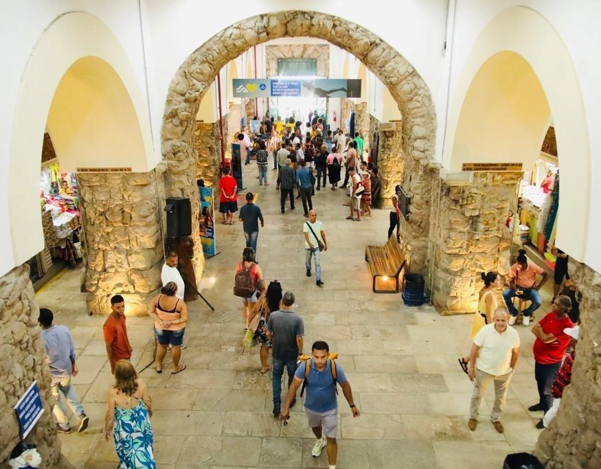 Prefeitura realiza pregão para concessão de box no Mercado Modelo nesta quinta