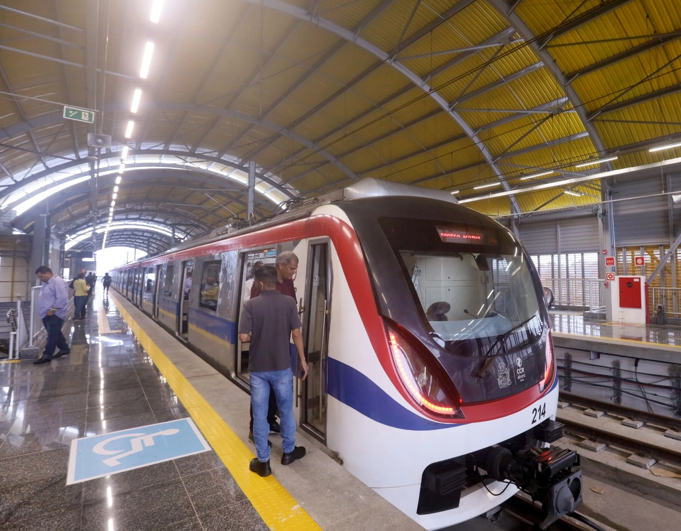 CCR Metrô Bahia abre vagas exclusivas para mulheres na área de manutenção