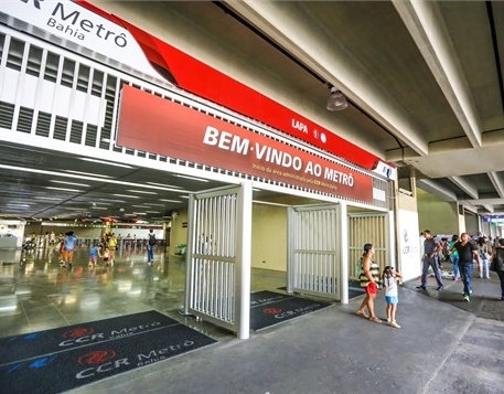 Falha no metrô causa aglomeração na estação da Lapa