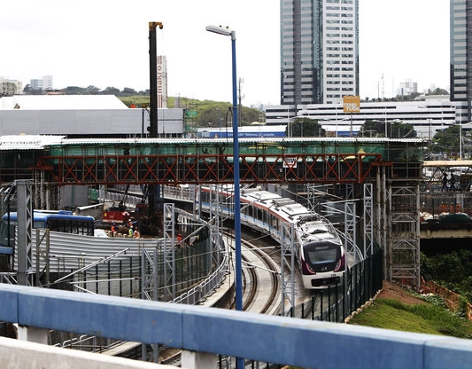 Metrô de Salvador funciona 24h durante o São João
