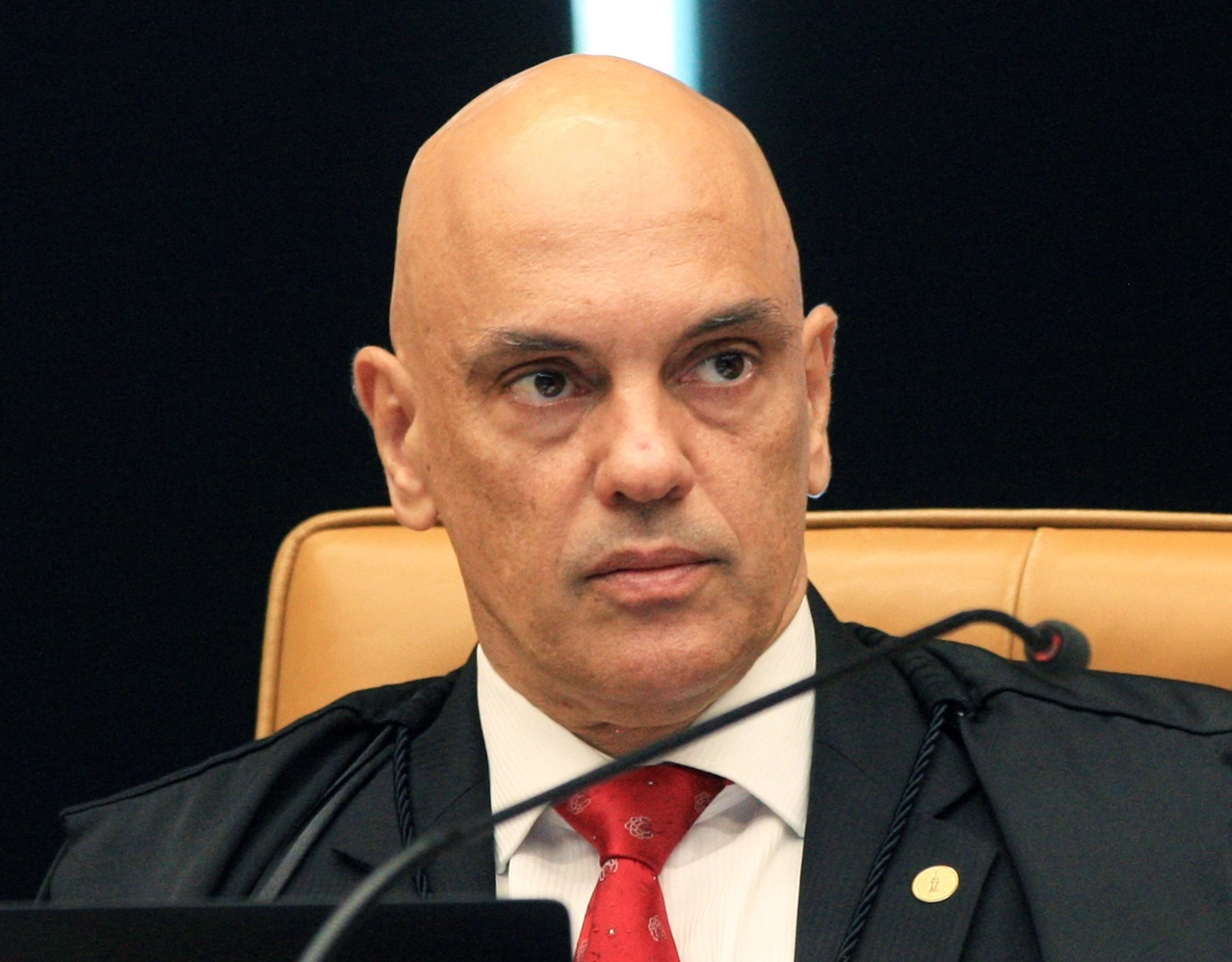 Justiça da Flórida volta a intimar Alexandre de Moraes em ação movida por empresa de Trump