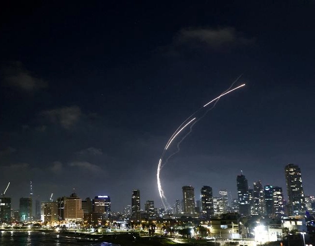 Embaixada começa a identificar brasileiros que querem deixar Israel