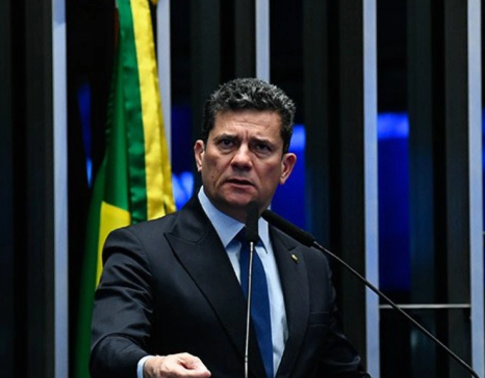 Moro tenta salvar PEC da Blindagem no Senado