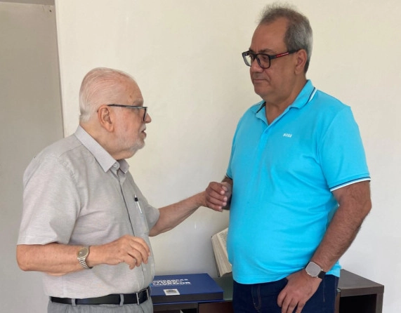 Manoel Castro é próximo ex-prefeito de Salvador homenageado pela Câmara, nesta quarta