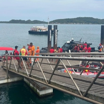 Marinha encerra buscas por sobreviventes de barco que naufragou em Madre de Deus