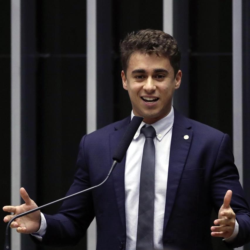 MP quer suspensão de direitos políticos de Nikolas Ferreira por fake news