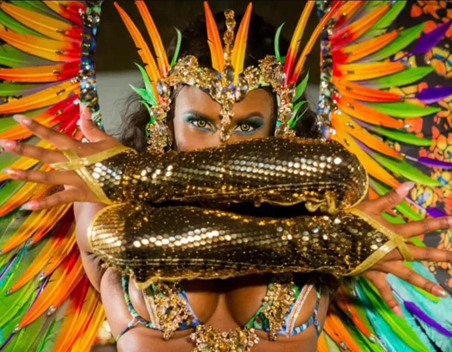 Notting Hill Carnival, festa carnavalesca londrina desfila pela primeira fez em Salvador