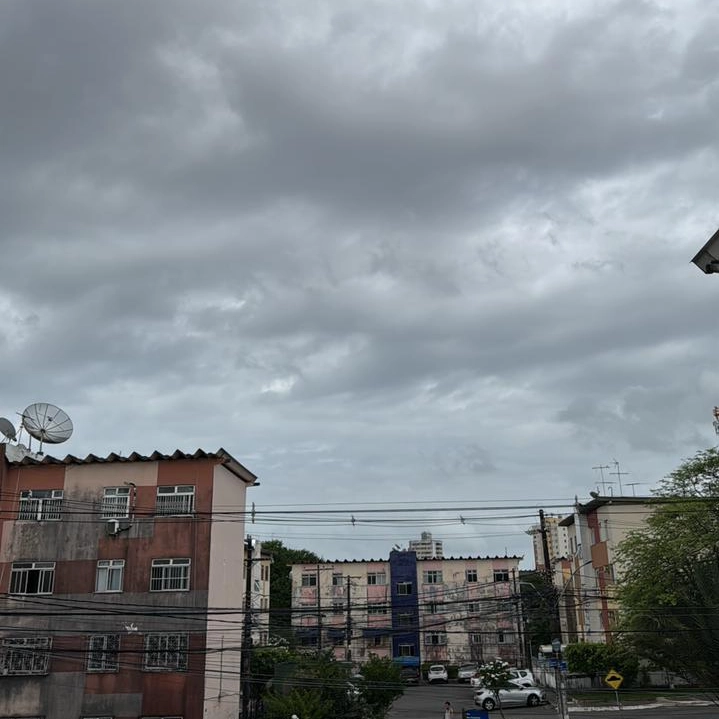 Bahia tem mais de 400 cidades em risco de chuva forte