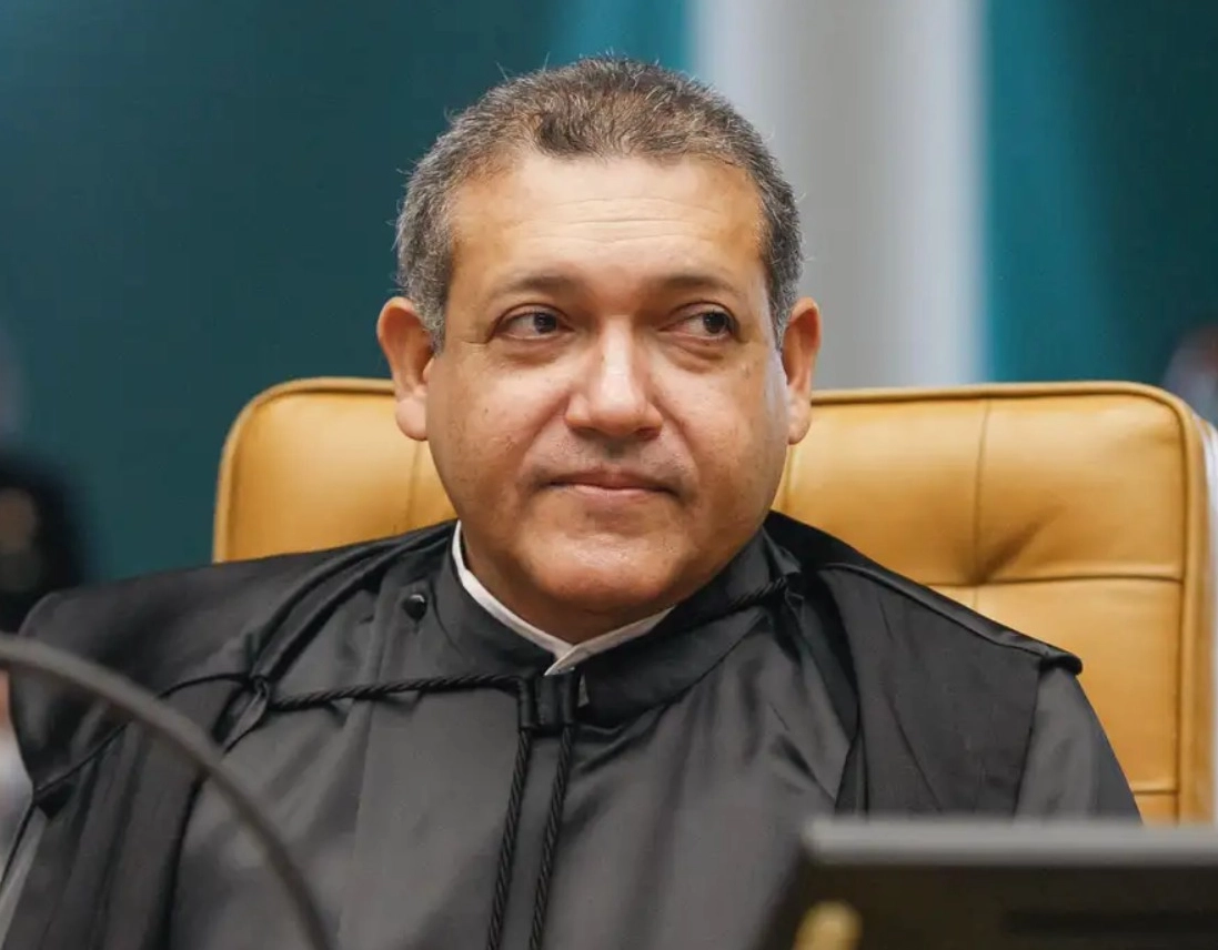 Nunes Marques suspende leis municipais que liberavam bets e ordena paralisação imediata