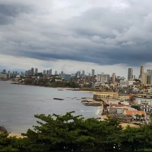 Fim de Semana será de nebulosidade e chuvas em parte da Bahia