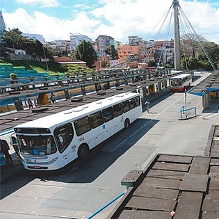 Ônibus que passam pelo Centro de Salvador tem itinerário alterado