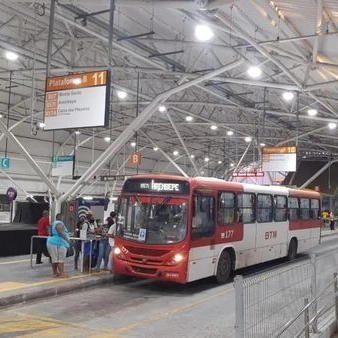 Greve dos rodoviários metropolitanos é adiada