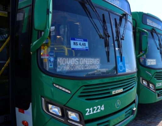 Ônibus voltam a circular no bairro de Santa Mônica