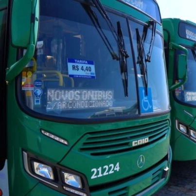 Ônibus voltam a circular no bairro de Santa Mônica