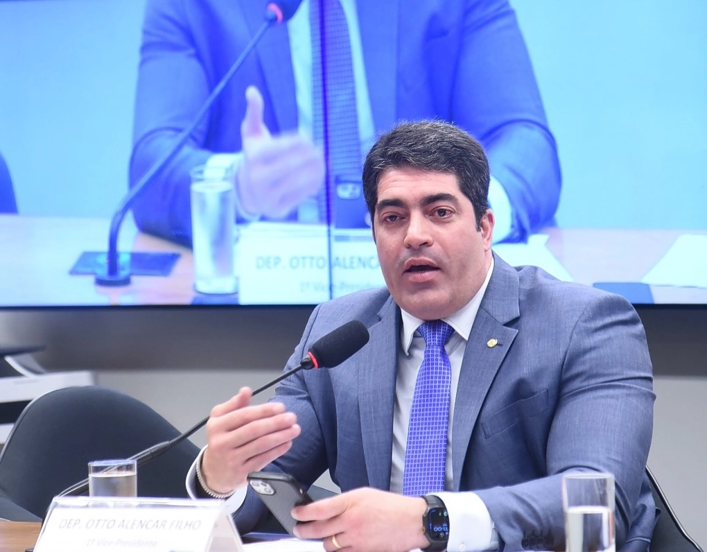 CCJ da ALBA marca sabatina de Otto Alencar Filho para o TCE