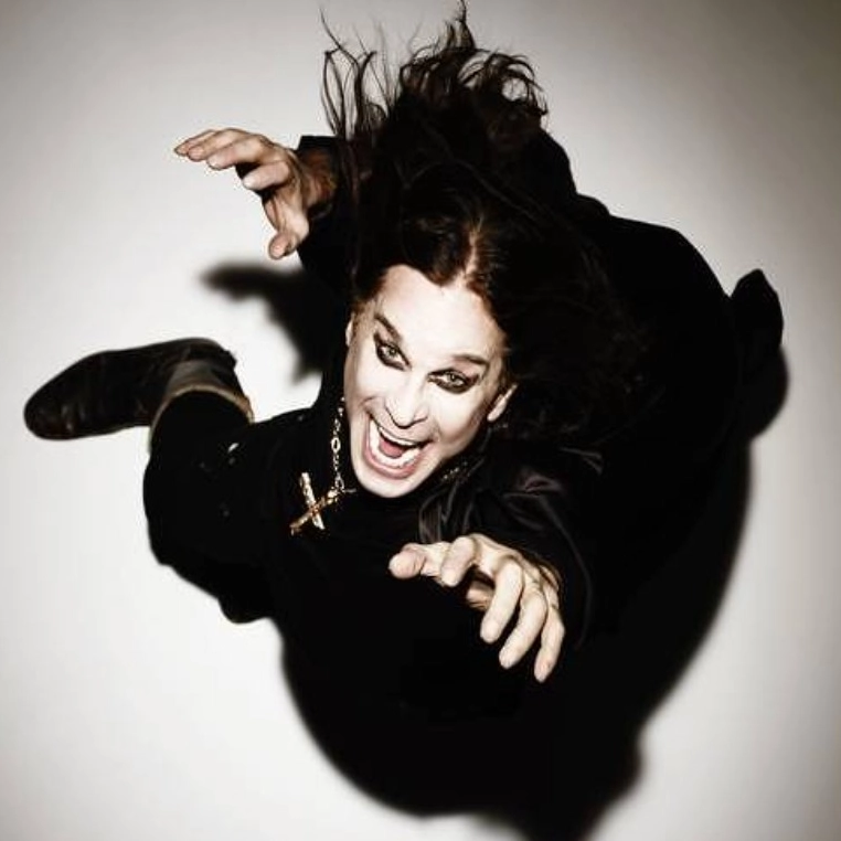 Morre Ozzy Osbourne, pai do heavy metal e vocalista do Black Sabbath