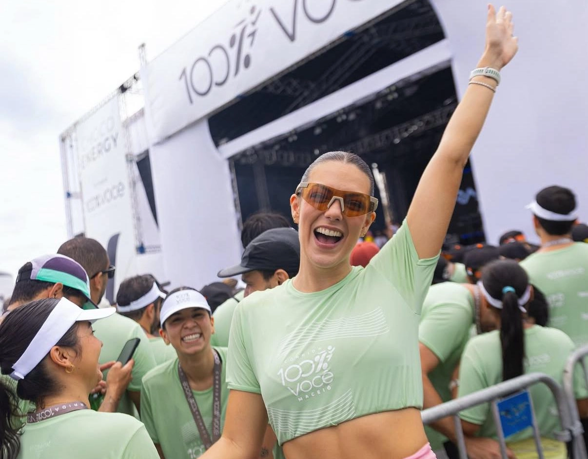 Assista: influenciadora nora de Bell Marques denuncia assédio durante corrida na orla de Salvador