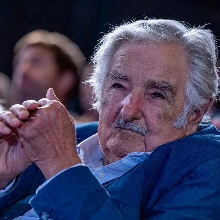 José 'Pepe' Mujica revela avanço do câncer e faz apelo: 'O guerreiro tem direito ao descanso'