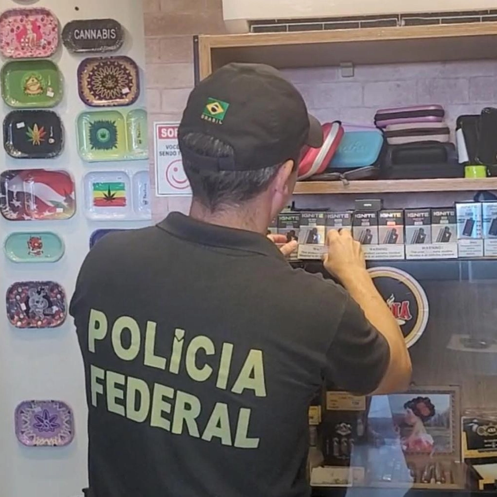 Operação Espelho Fumegante: PF combate contrabando de cigarros eletrônicos no sul da Bahia