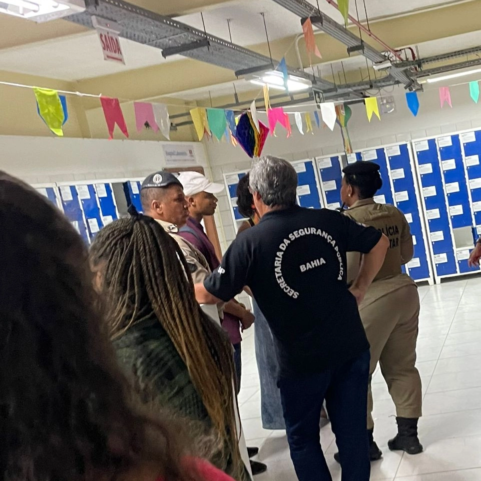 Dois homens são presos após provocarem correria e pânico na Unijorge, em Salvador; veja detalhes