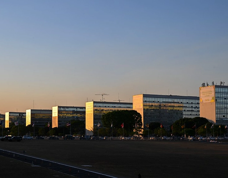 Lula sanciona lei que cria a Política Nacional de Linguagem Simples